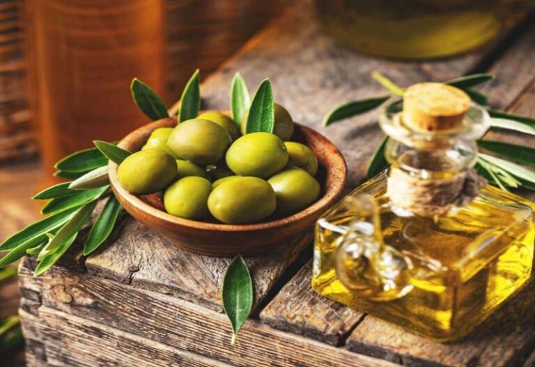 chống lão hóa với dầu oliu