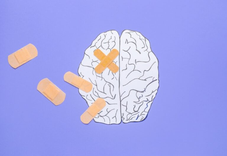 thoái hóa não ở người già